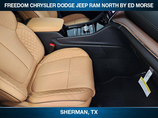 new 2025 Jeep Grand Cherokee car, priced at $57,523