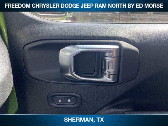 new 2025 Jeep Gladiator car, priced at $45,036