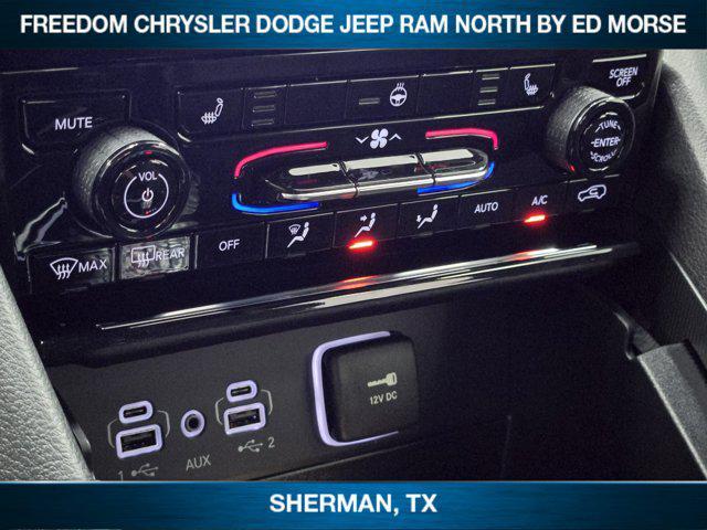 new 2025 Jeep Grand Cherokee car, priced at $41,945