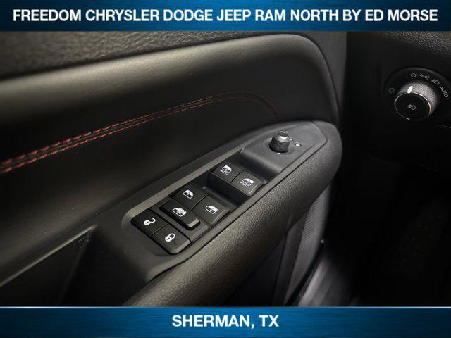 new 2025 Jeep Compass car, priced at $37,123