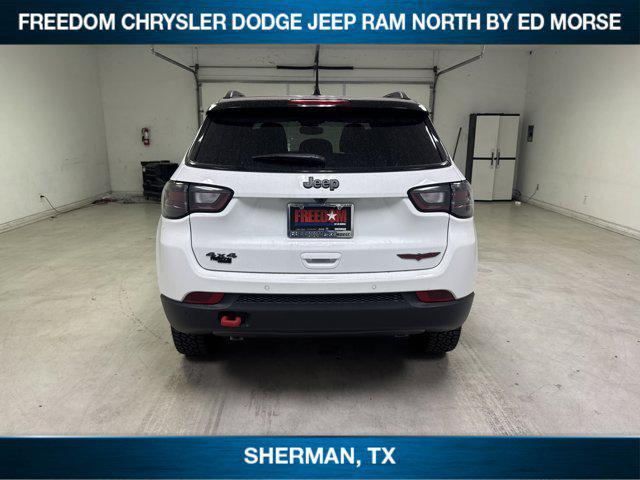 new 2025 Jeep Compass car, priced at $37,123