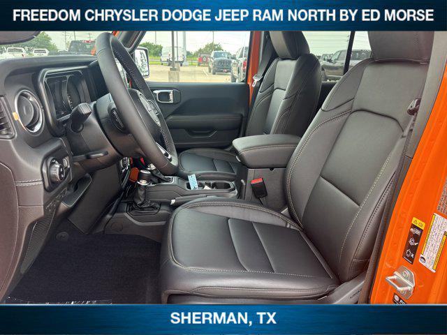 new 2025 Jeep Gladiator car, priced at $48,176