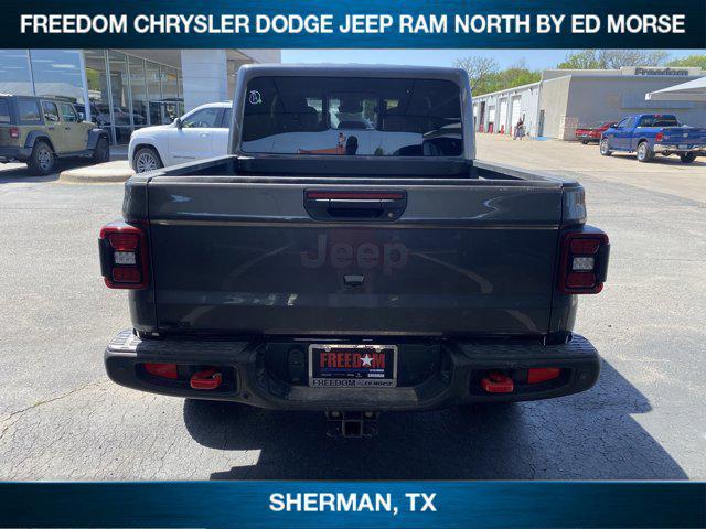 new 2025 Jeep Gladiator car, priced at $55,585