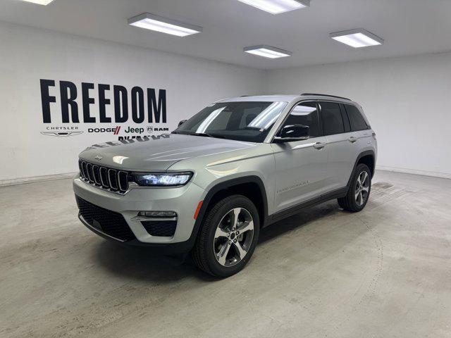 new 2025 Jeep Grand Cherokee car, priced at $41,872