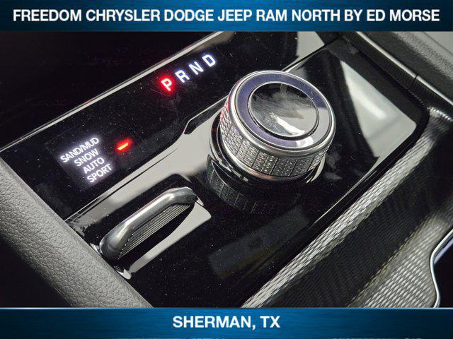 new 2025 Jeep Grand Cherokee car, priced at $39,373