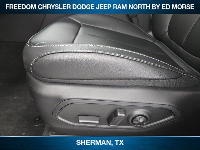 new 2025 Jeep Grand Cherokee car, priced at $39,373