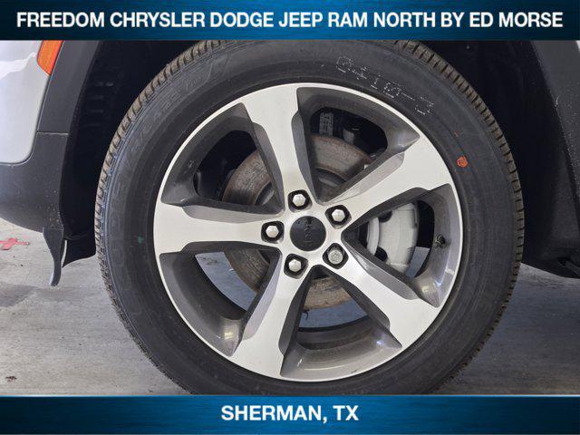 new 2025 Jeep Grand Cherokee car, priced at $39,373
