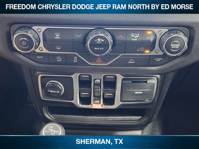 new 2025 Jeep Wrangler car, priced at $38,739