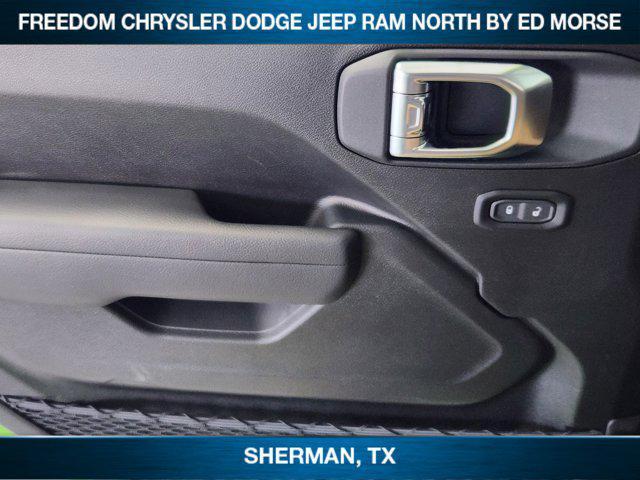 new 2025 Jeep Wrangler car, priced at $38,739