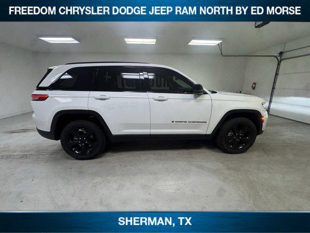 new 2025 Jeep Grand Cherokee car, priced at $45,711