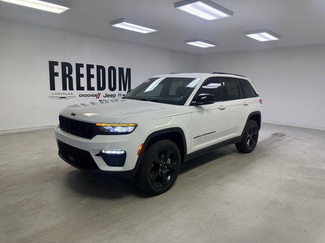 new 2025 Jeep Grand Cherokee car, priced at $45,343