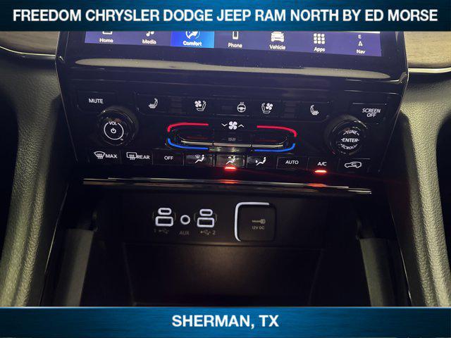 new 2025 Jeep Grand Cherokee car, priced at $59,750