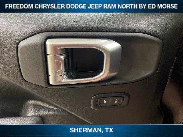 new 2025 Jeep Gladiator car, priced at $39,052