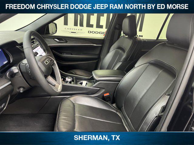 used 2024 Jeep Grand Cherokee car, priced at $35,996
