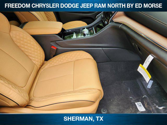 new 2025 Jeep Grand Cherokee car, priced at $53,720