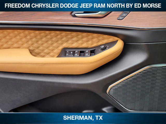 new 2025 Jeep Grand Cherokee car, priced at $53,720