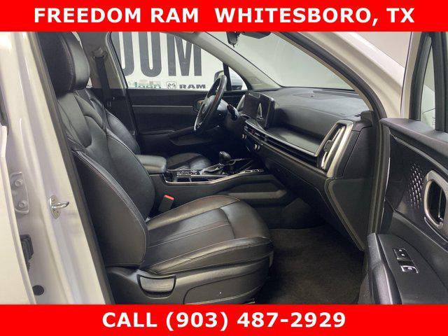 used 2024 Kia Sorento car, priced at $28,995