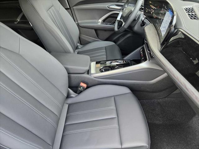 new 2025 Audi Q5 car, priced at $61,090