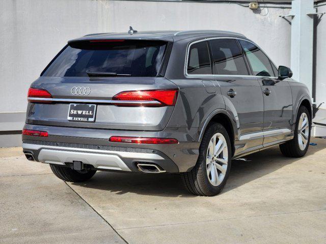 new 2025 Audi Q7 car, priced at $75,650