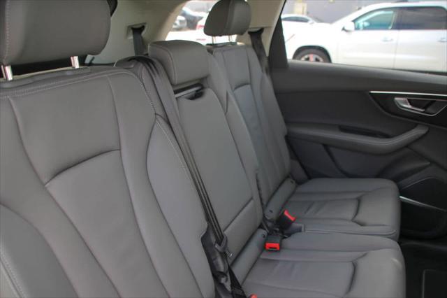 used 2025 Audi Q7 car, priced at $55,999