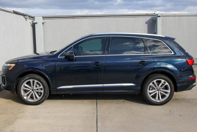 used 2025 Audi Q7 car, priced at $59,991