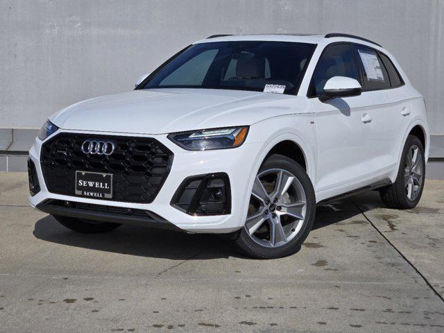 new 2025 Audi Q5 car, priced at $52,940