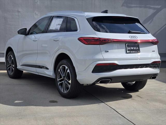 new 2025 Audi Q5 car, priced at $60,175