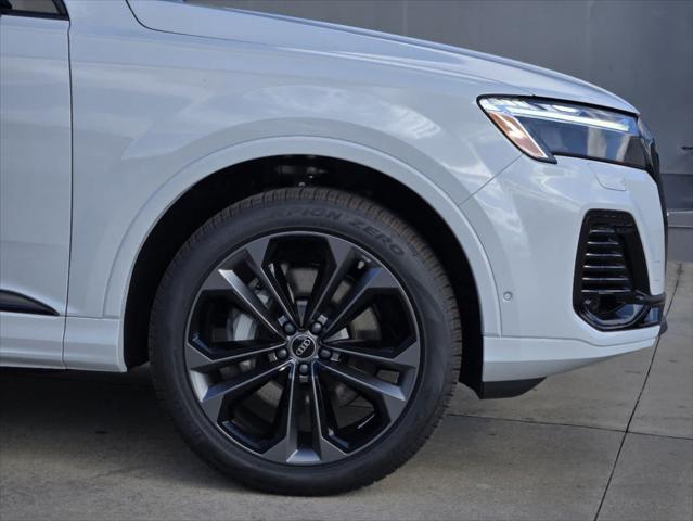 new 2025 Audi Q7 car, priced at $77,750