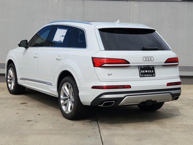 new 2025 Audi Q7 car, priced at $75,890