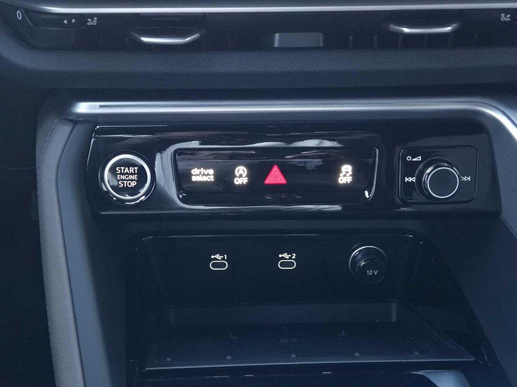 new 2025 Audi Q5 car, priced at $59,550