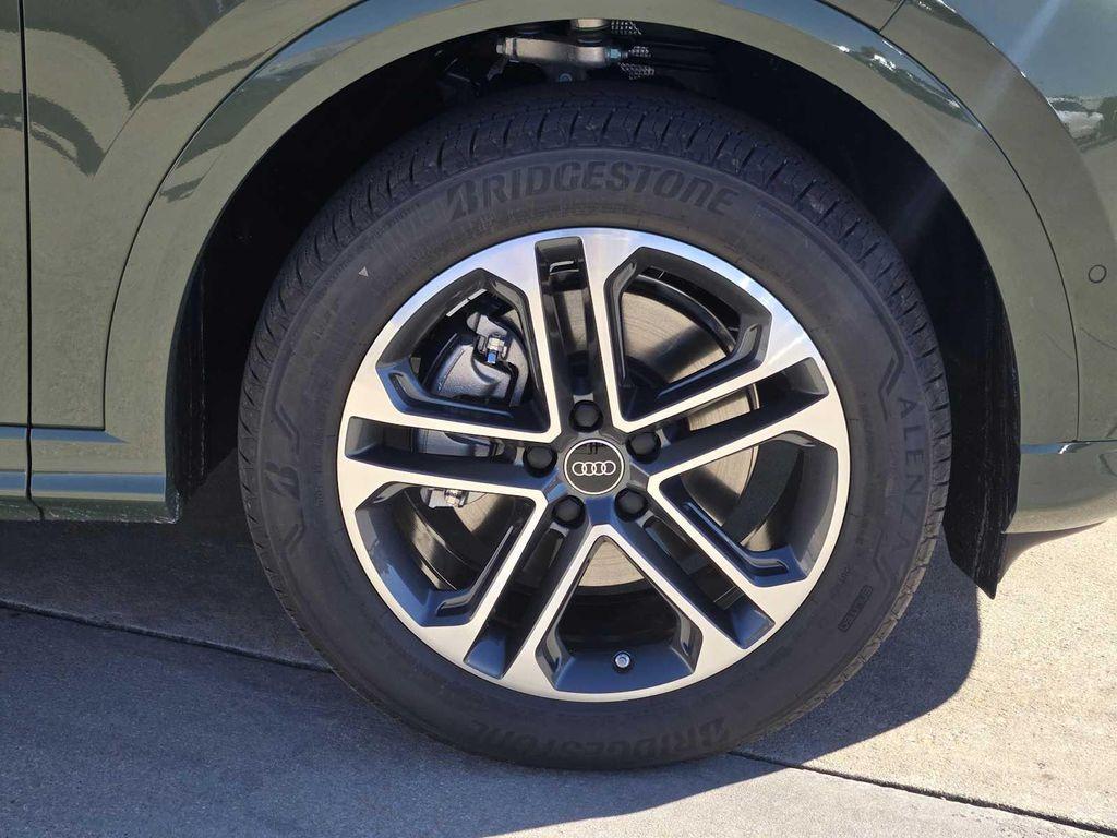 new 2025 Audi Q5 car, priced at $59,550
