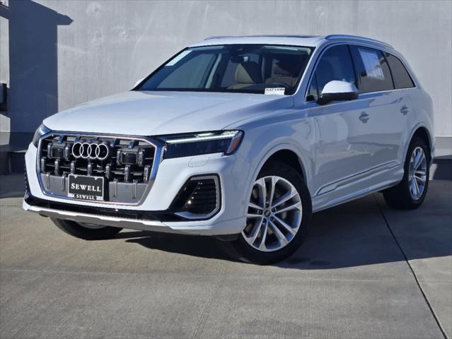 new 2025 Audi Q7 car, priced at $75,650