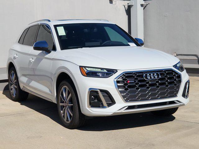 new 2025 Audi SQ5 car, priced at $67,140