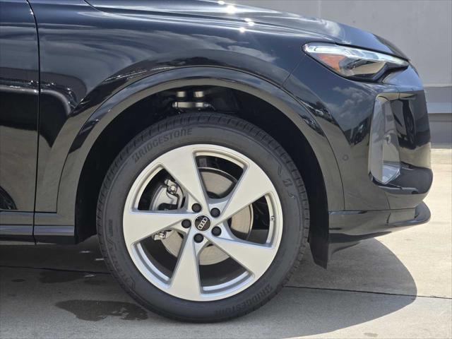 new 2025 Audi Q5 car, priced at $61,300