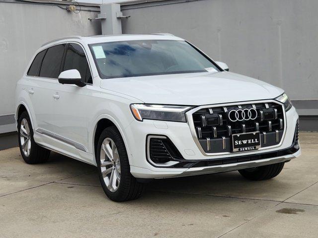 new 2025 Audi Q7 car, priced at $65,600