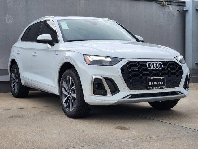 new 2024 Audi Q5 car, priced at $54,090