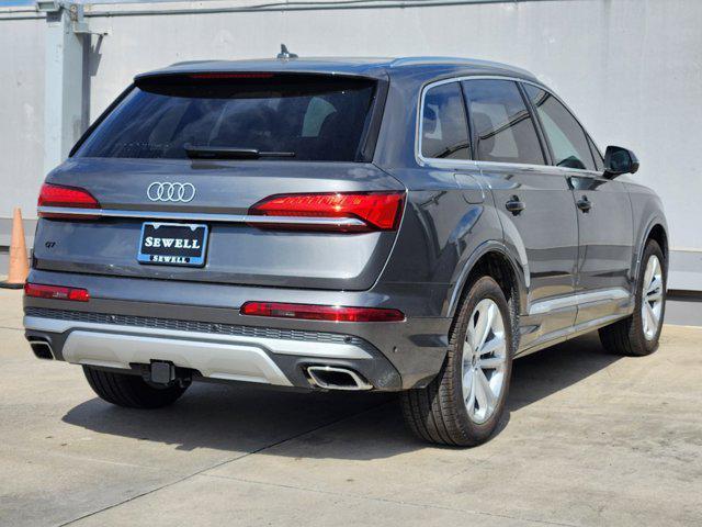 new 2025 Audi Q7 car, priced at $75,650