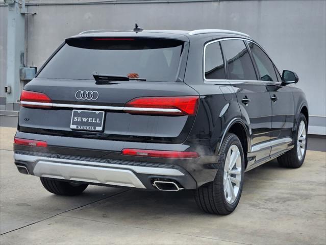 new 2025 Audi Q7 car, priced at $65,600