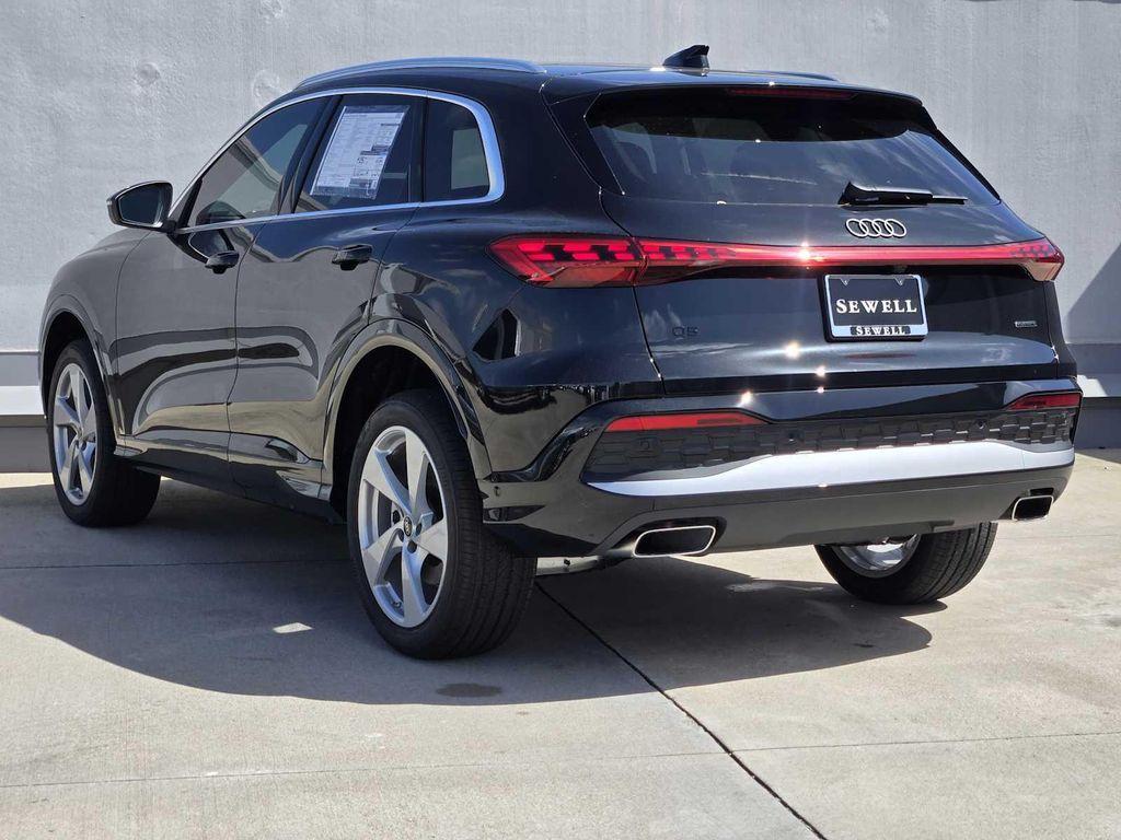 new 2025 Audi Q5 car, priced at $59,390