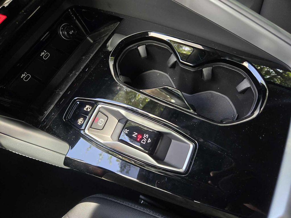 new 2025 Audi Q5 car, priced at $59,390