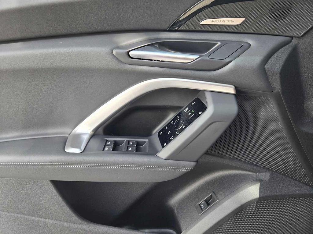 new 2025 Audi Q5 car, priced at $59,390