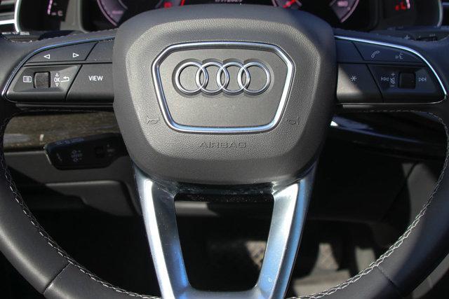 used 2025 Audi Q7 car, priced at $59,991