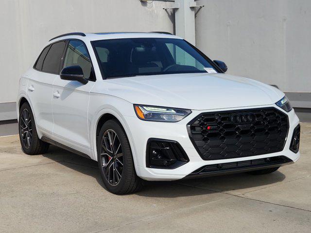 new 2025 Audi SQ5 car, priced at $73,690