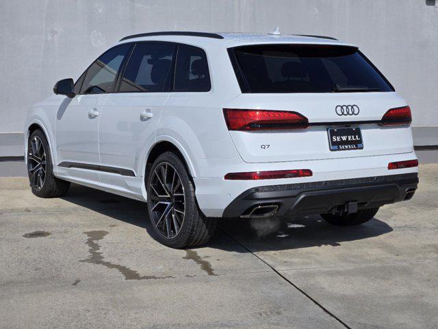 new 2025 Audi Q7 car, priced at $89,800