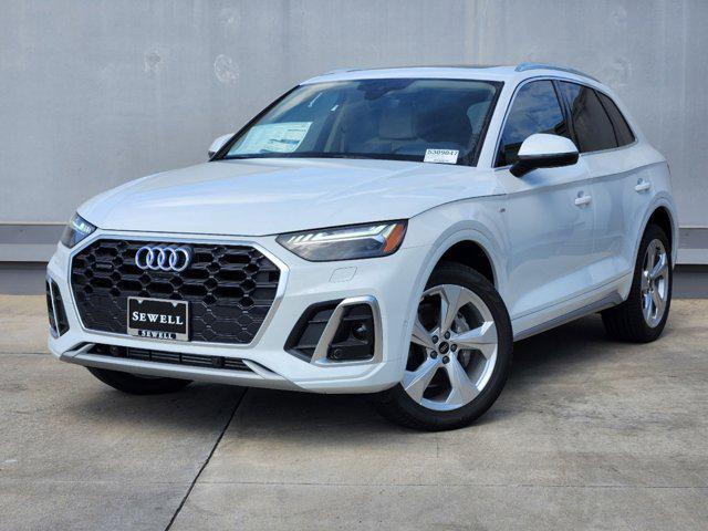 new 2025 Audi Q5 car, priced at $61,285