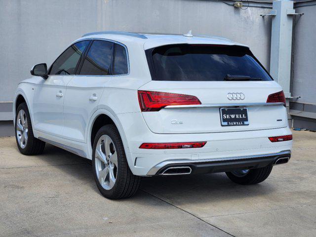 new 2025 Audi Q5 car, priced at $61,285