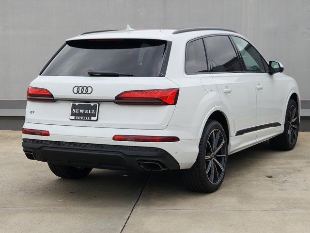 new 2025 Audi Q7 car, priced at $71,700