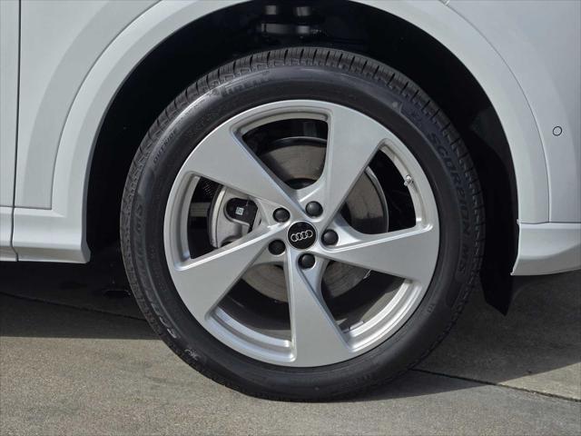 new 2025 Audi Q5 car, priced at $59,801