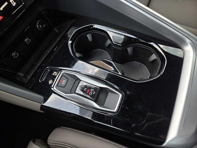 new 2025 Audi Q5 car, priced at $61,300