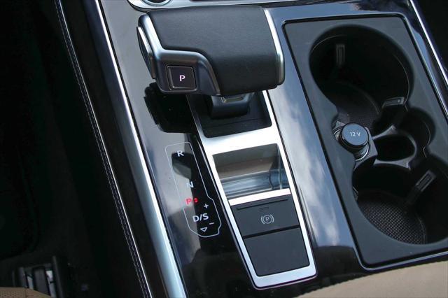 used 2025 Audi Q7 car, priced at $55,491